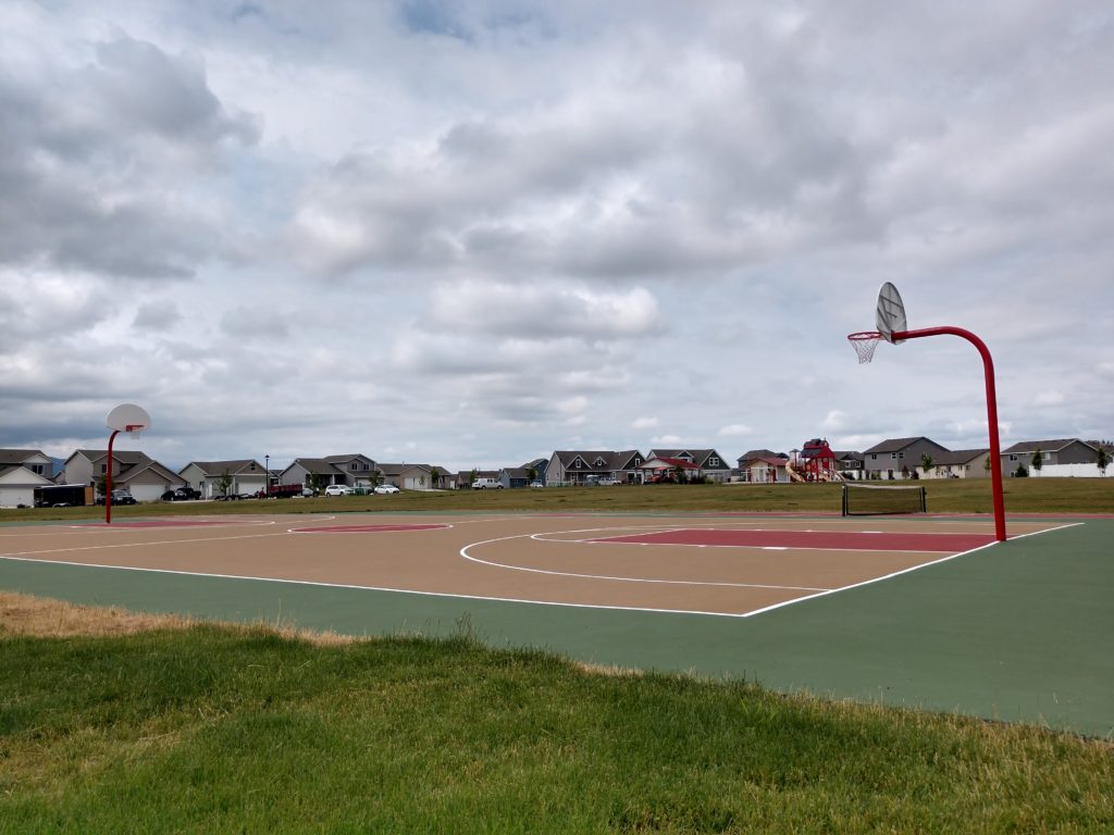 Basketball & Pickleball Courts at Crown Pointe